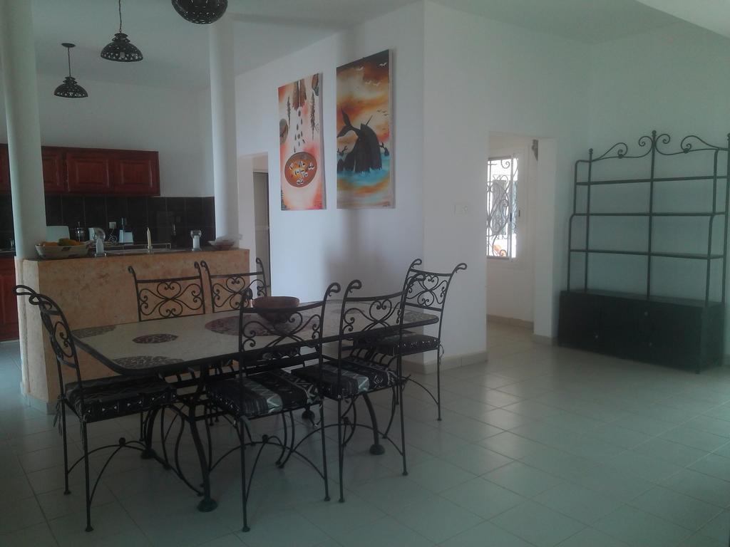 Keur Baboune M'Bour Exterior photo