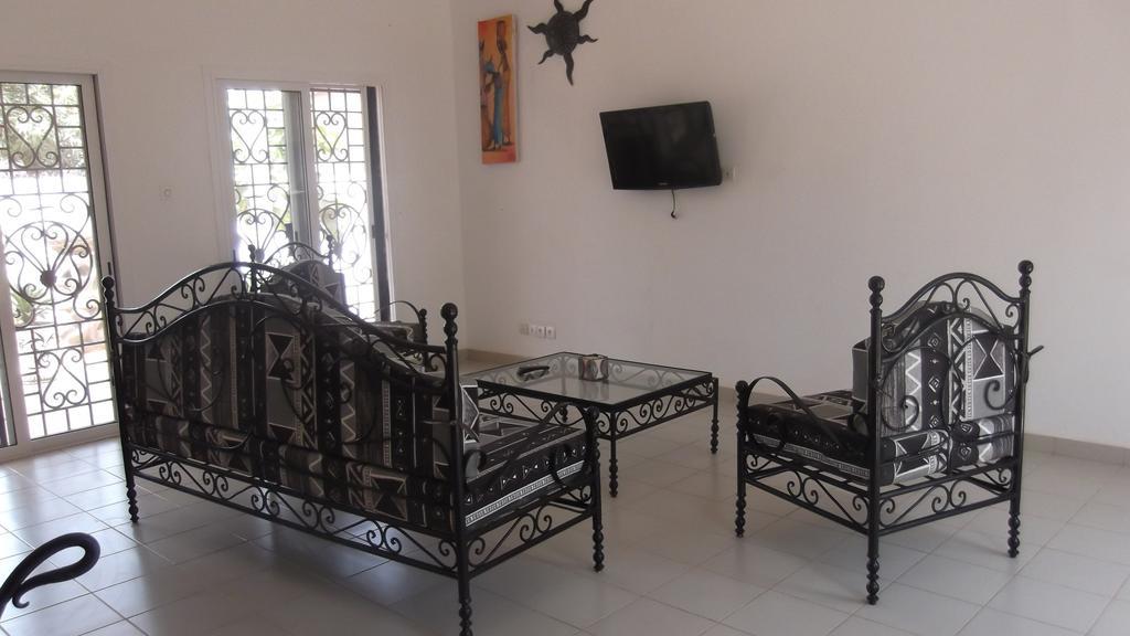 Keur Baboune M'Bour Exterior photo