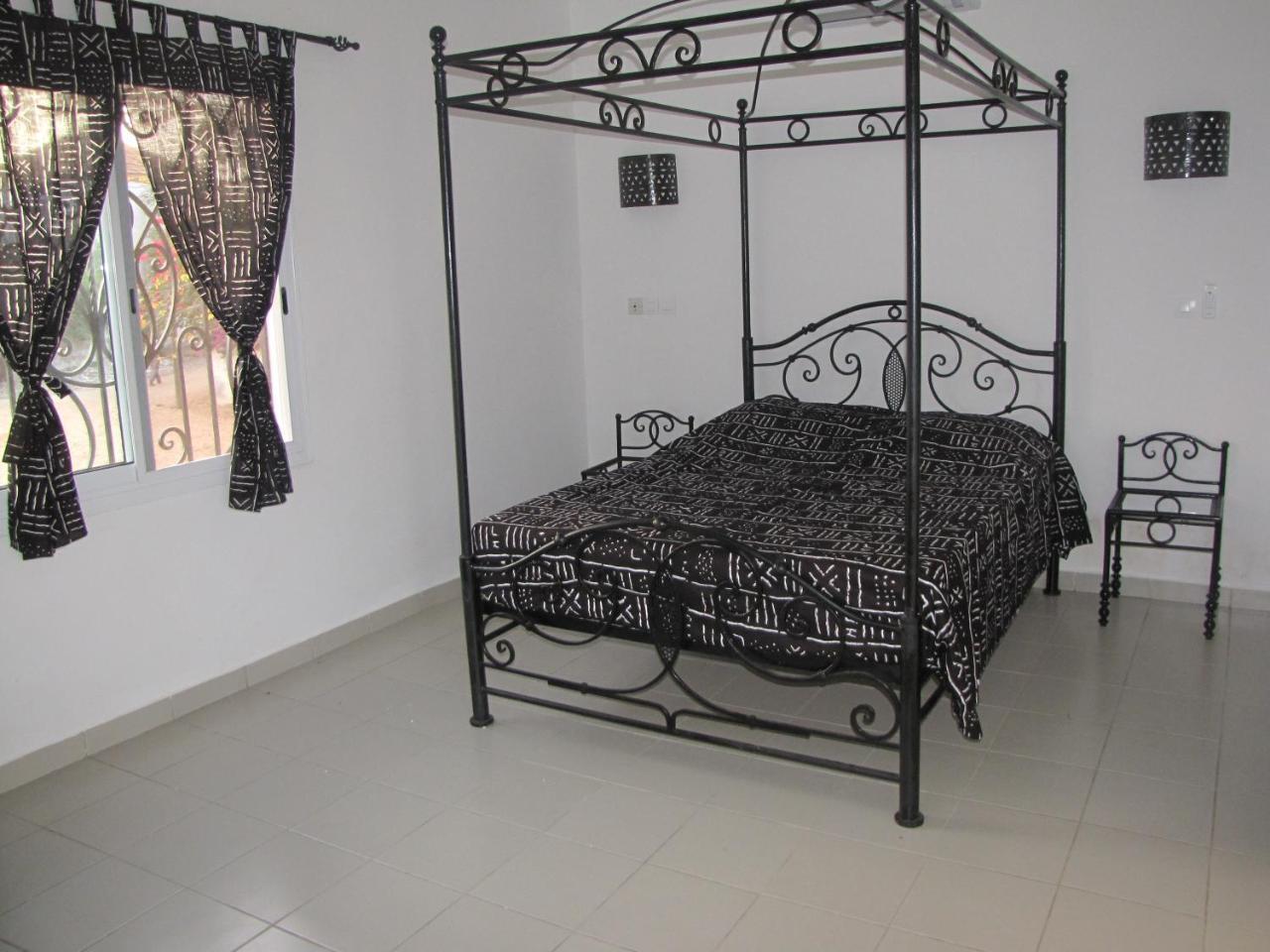 Keur Baboune M'Bour Exterior photo